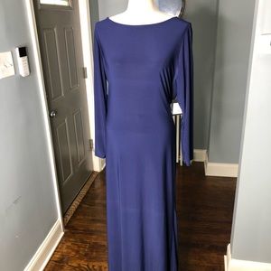 NWT Plus size evening gown,best fits a 18